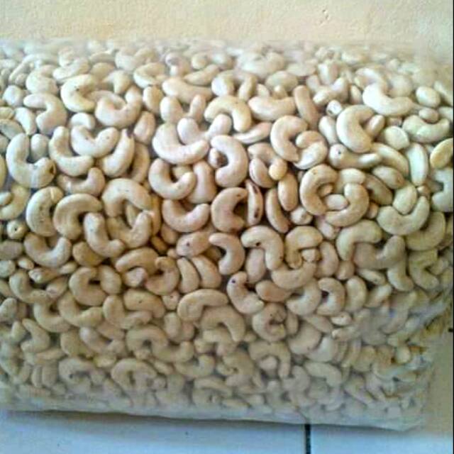 

Kacang Mete/Mede fresh asli WONOGIRI #cemilan sehat