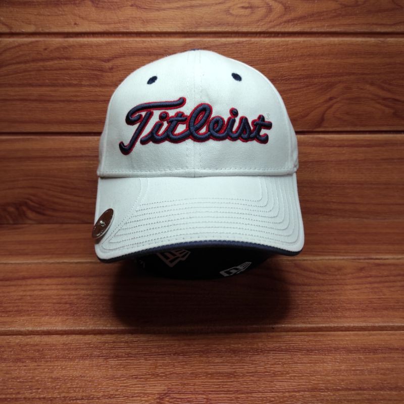 TOPI GOLF NEW ERA X TITLEIST SECOND