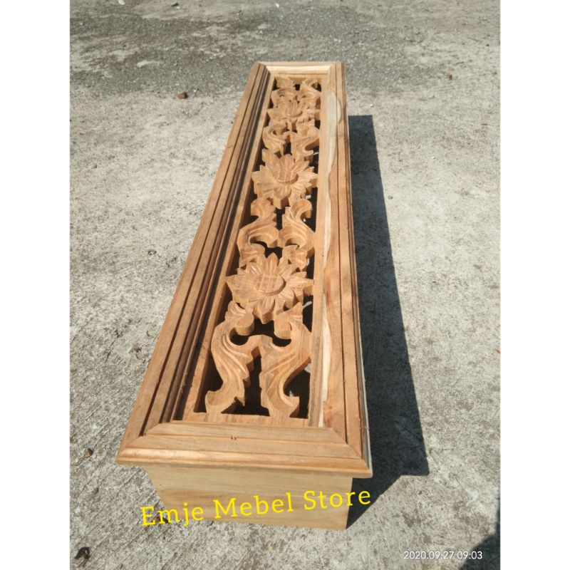 loster mahoni angin angin dinding kayu