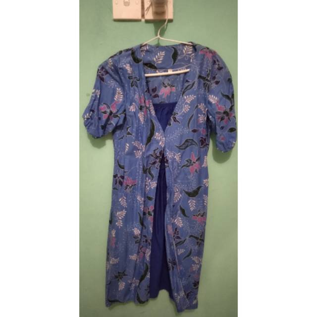 PRELOVED Tunik Batik Lengan Pendek Batik Formal dan PRELOVED Tunik Batik Lengan Pendek Batik Formal dan