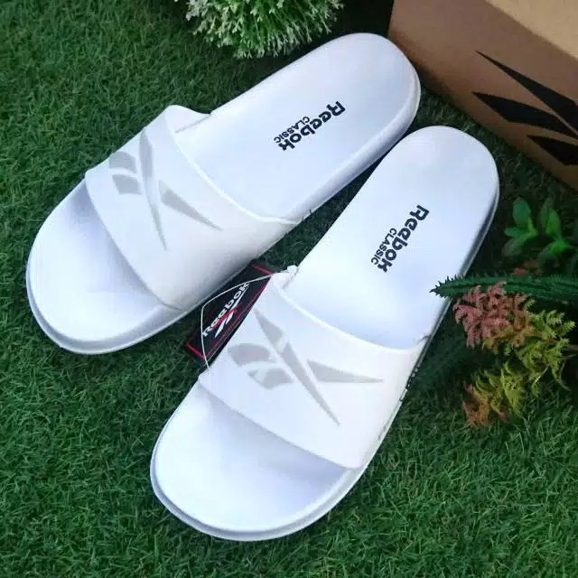 reebok ka sandal