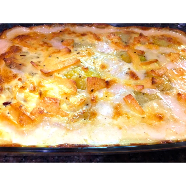 

Potatos gratin smookey+peperoni beef loaded with 3different cheese