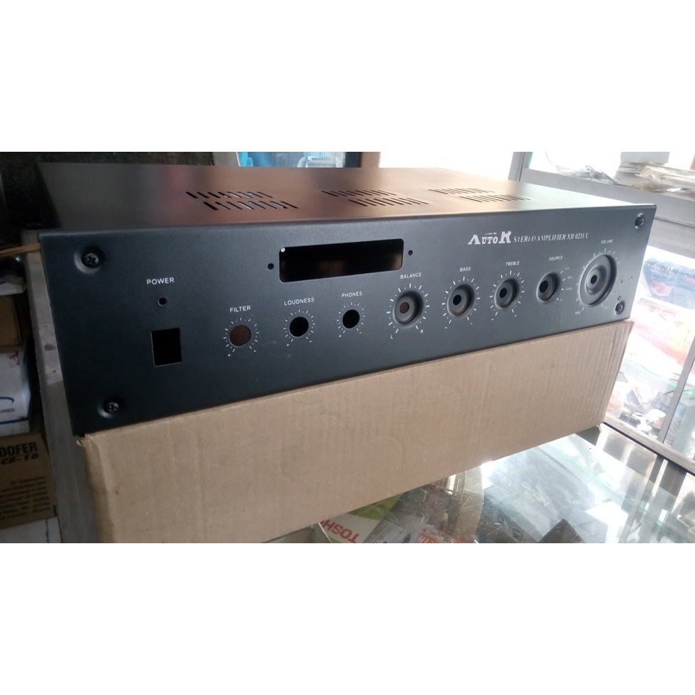 BOX POWER AMPLIFIER PROFESIONAL SOUND SYSTEM TEBAL USB XR0211U