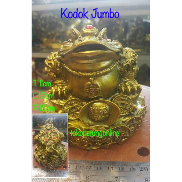 Patung Kodok Kaki 3 Jumbo Emas 01