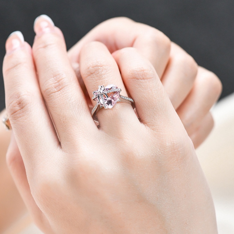 Cincin Wanita Desain Hati Hias Zircon AAA Untuk Pernikahan / Tunangan / Hadiah Ulang Tahun