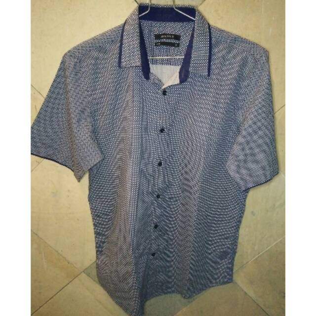 PL Preloved Baju Pakaian Atasan Kemeja Pria Laki - Laki Lengan Pendek Motif Manly Adem Nyaman Kekini