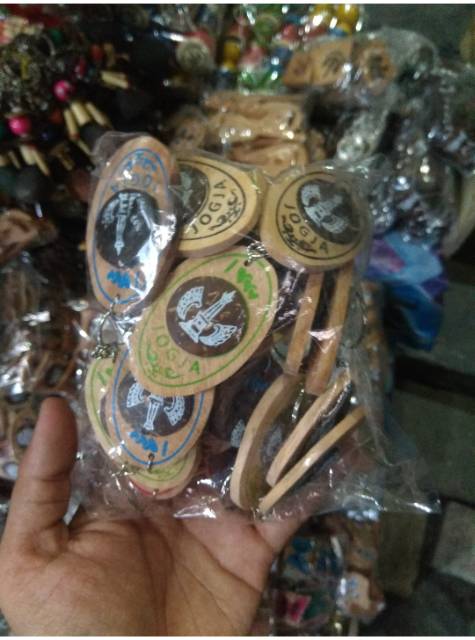 TERMURAH! TERLARIS! 1 SET (20 PCS) GANTUNGAN KUNCI I LOVE JOGJA VARIASI - SOUVENIR UNIK DAN CANTIK