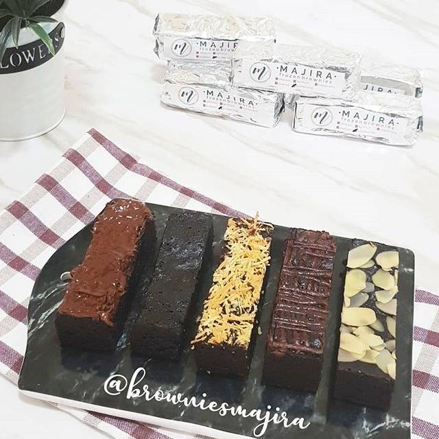 

PO H+1 FROZEN BROWNIES SIGNATURE MAJIRA
