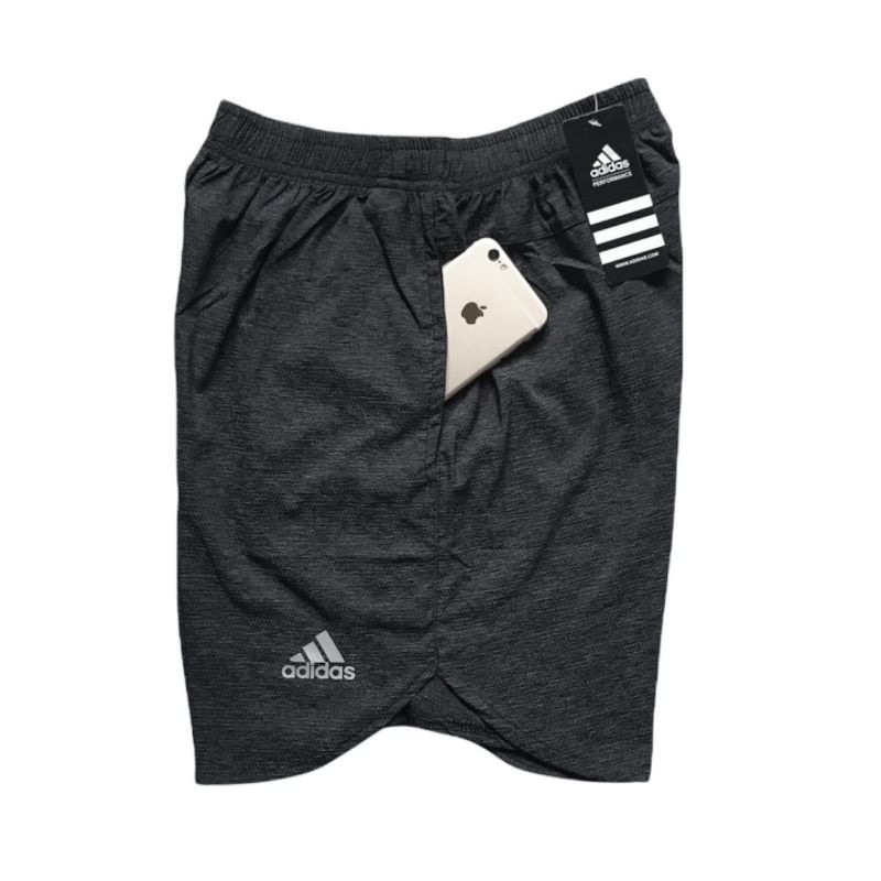 CELANA OLAHRAGA LARI