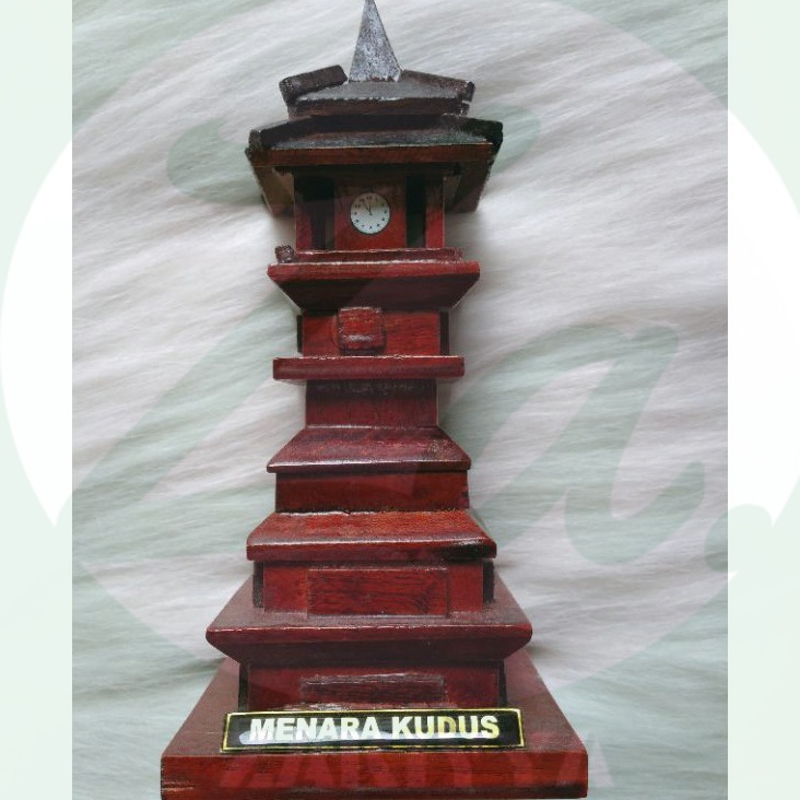 Miniatur Menara Sunan Kudus Kayu Jati Asli Souvenir Pernikahan Kota Kretek