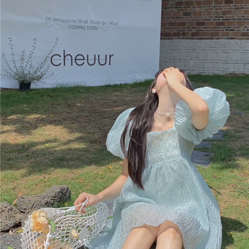 Red Baru Small Square Collar Bubble Sleeve Dress Perancis Slim Fit Pinggang Desain A-line Rok Pendek Musim Semi Pakaian Anak-anak Musim Semi