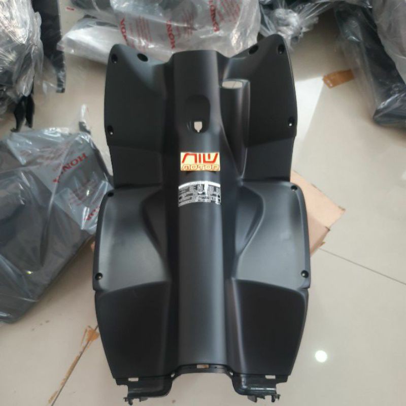 Lagshil dasbor vario110 cw/karbu original ahm kode KVB