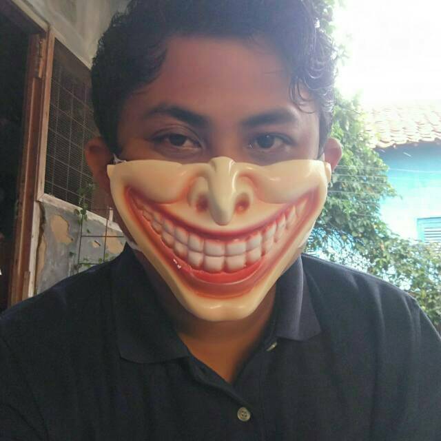 Masker joker karet epa