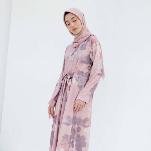 Vanilla hijab winter dress pink