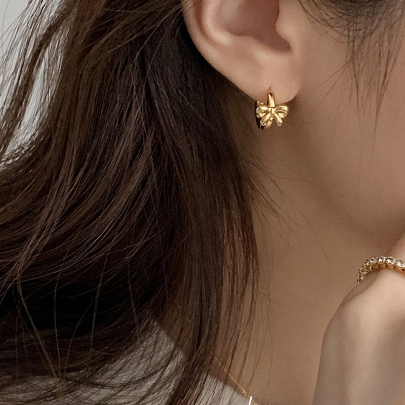 Anting Tusuk Lapis Emas 18K Model Pita Mini Untuk Wanita