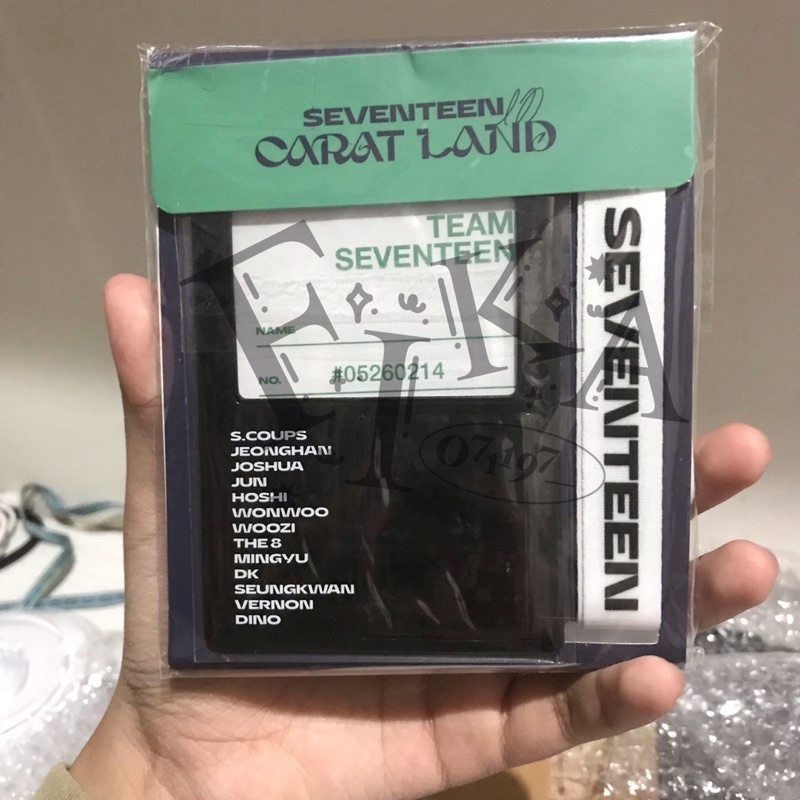 id card caratland 2022 [BOOKED]