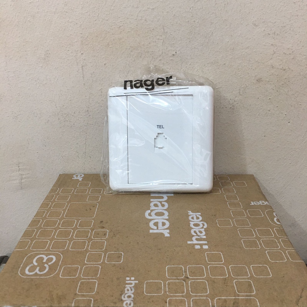 HAGER RJ11 DATA OUTLET (1 MOD) TELEPON TELPON TELP PVC XT9010 XT 9010 9000 A