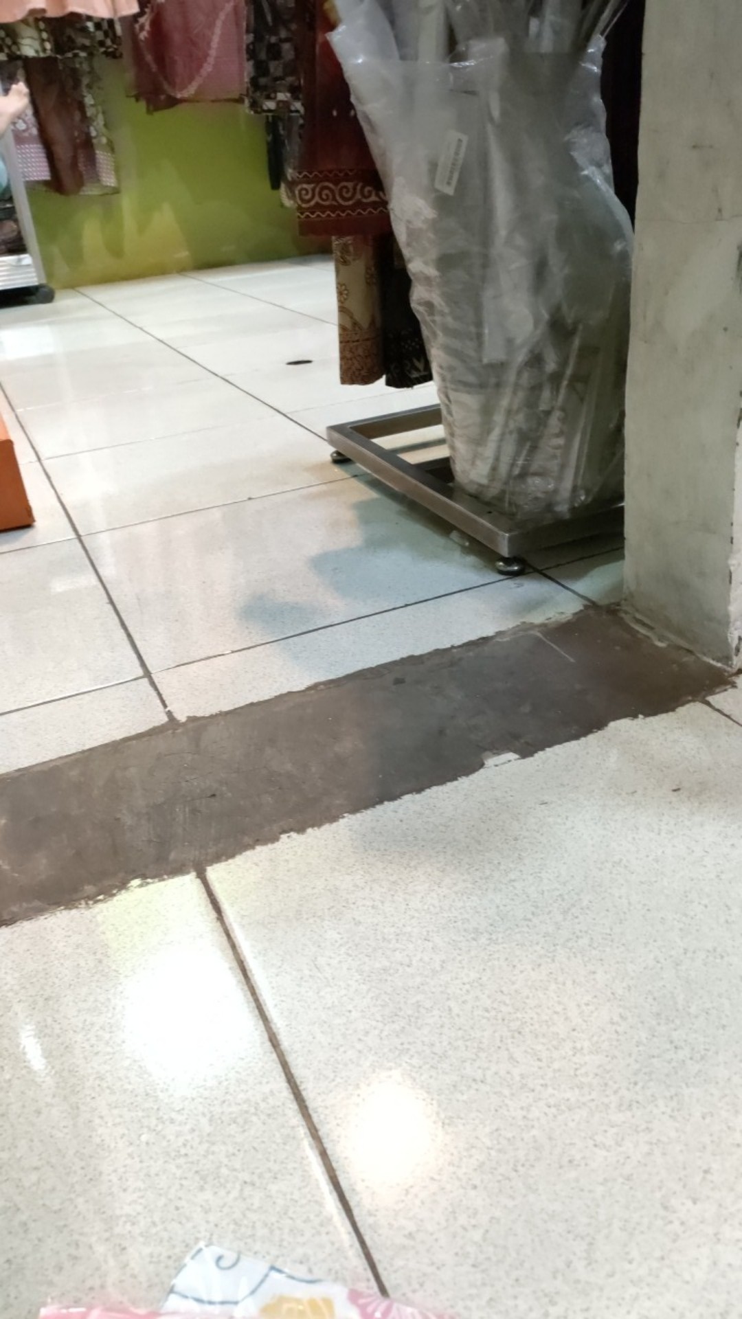 Maura Couple - Sania Ruffle Batik Couple Ori Ndoro Jowi Dnt Garansi Termurah Shopee - Kebaya Couple