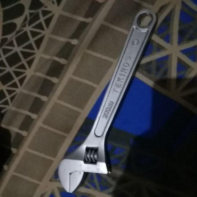 Kunci Inggris 8 Tekiro