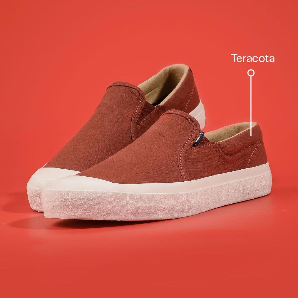 Sepatu Pria Wanita Brodo Vantage V2 Slip On/Slop(Olive/Navy/Camel/Teracota/Black/Ivory)-Teracota