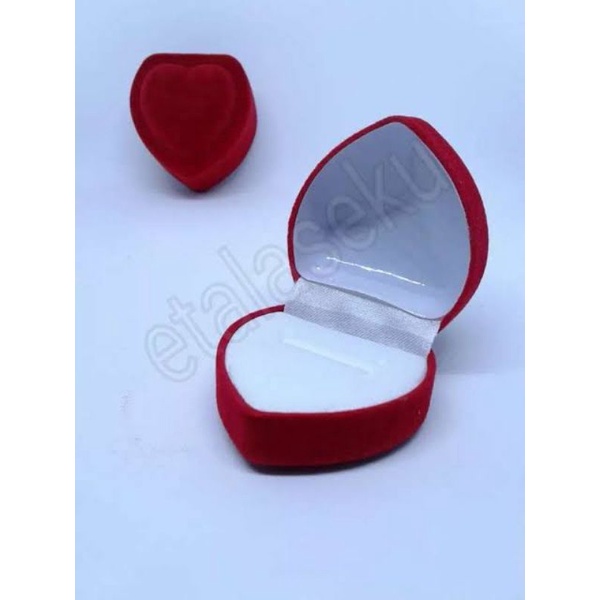 wadah box cincin bentuk love rintik