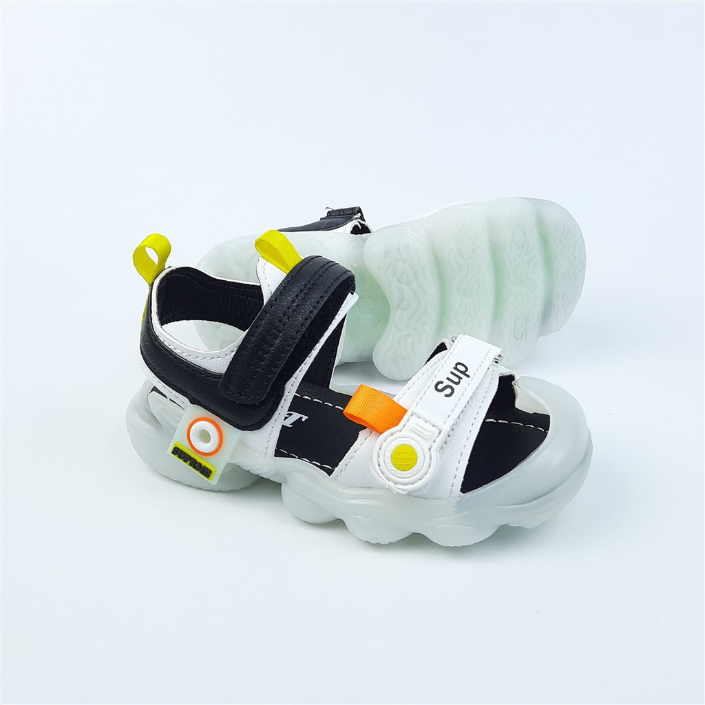 Sandal sepatu anak perempuan dengan lampu LED Alea kae EH.21.003 26-30