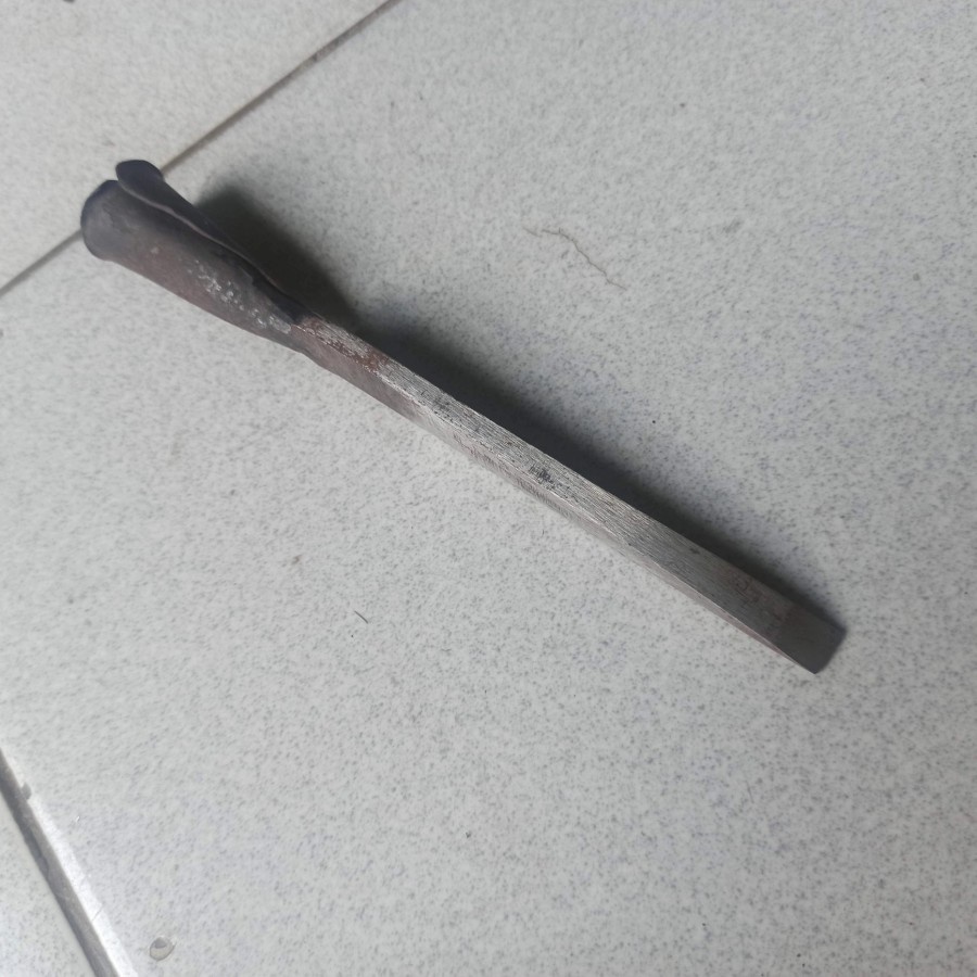 Mata Pahat kayu 1cm bahan per tempa