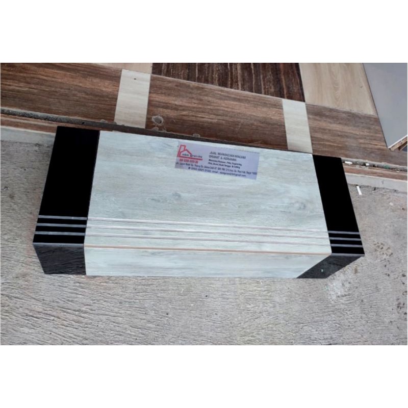 granit tangga 30x80 dan 20x80 rumah minimalis