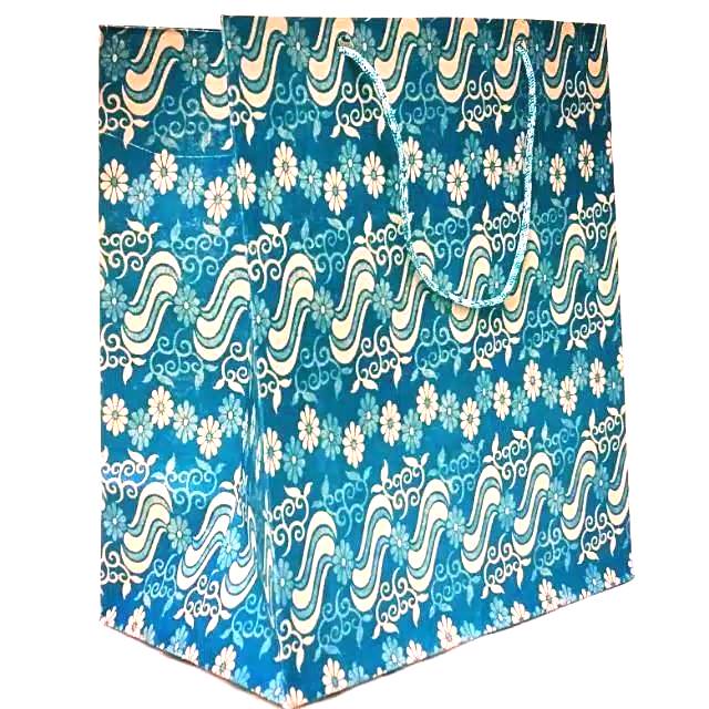 

Paperbag/tas kertas (18x12x22)