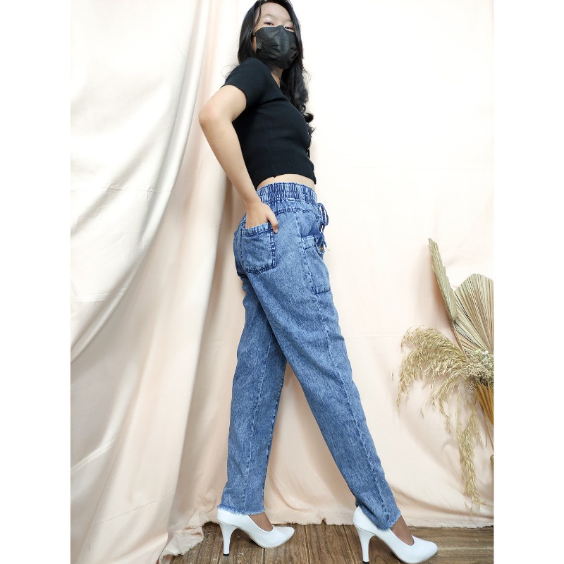 SB Collection Celana Panjang Yennie Jeans Longpants Wanita All Size Tersedia Warna Hitam dan Biru