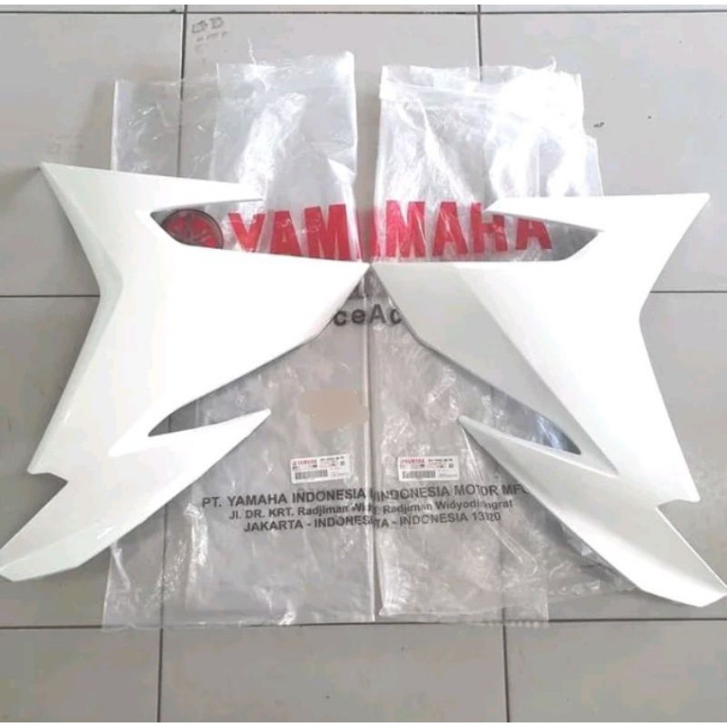 COVER BODY SAYAP DEPAN KANAN KIRI JUPITER MX KING PUTIH ORI YGP