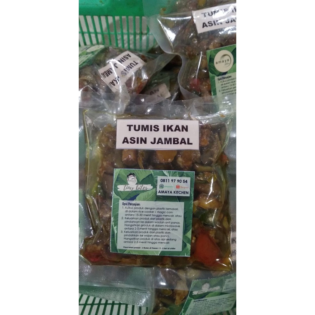 

Tumis Ikan Asin Jambal (Frozen) by Amaya Kitchen