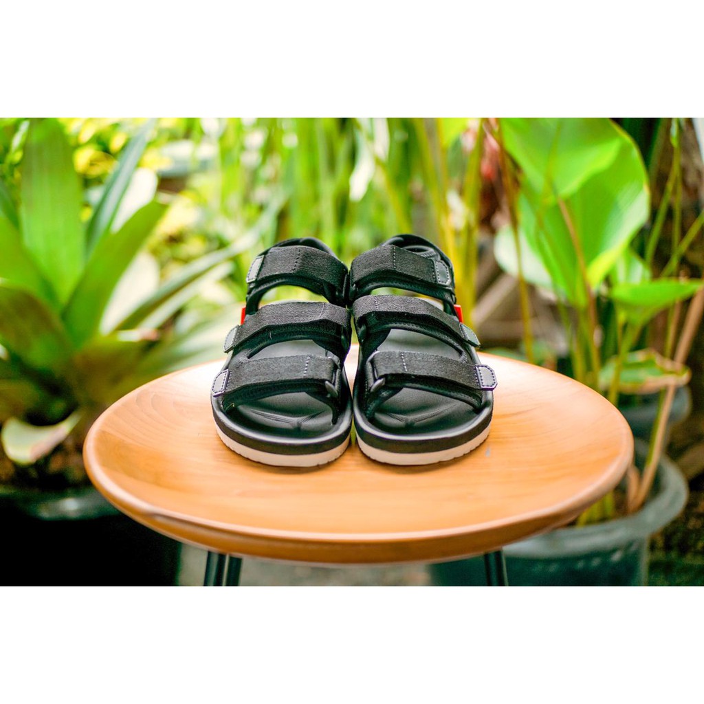 sandal kasual pria volkerfootwear cora blackwhite