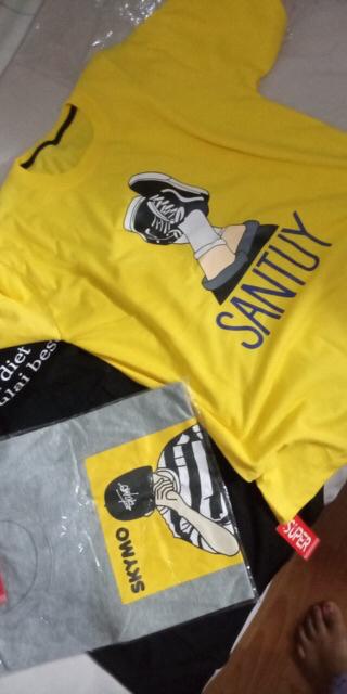 Kaos Baju Skymo Orang Pakai Topi Garis Cotton Combed Tshirt Tees Pria Wanita Distro