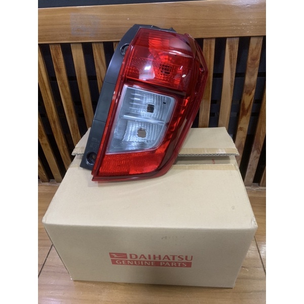 Lampu Belakang Stoplamp Calya Sigra Original Kiri-Kanan (Harga Satuan)