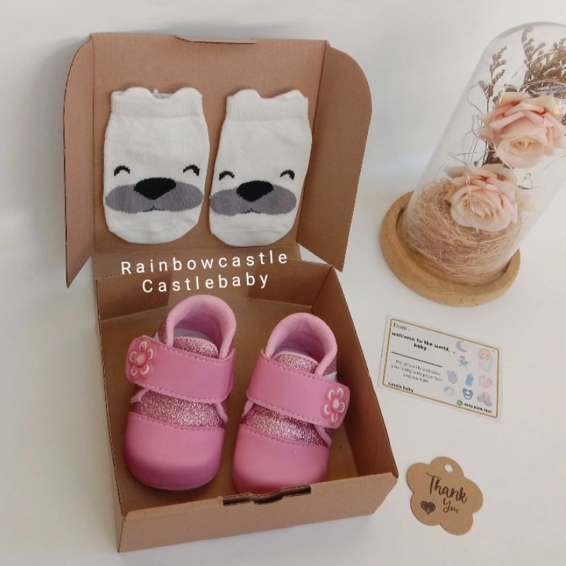 Hampers baby / sepatu baby /gift lahiran /kado lahiran newborn