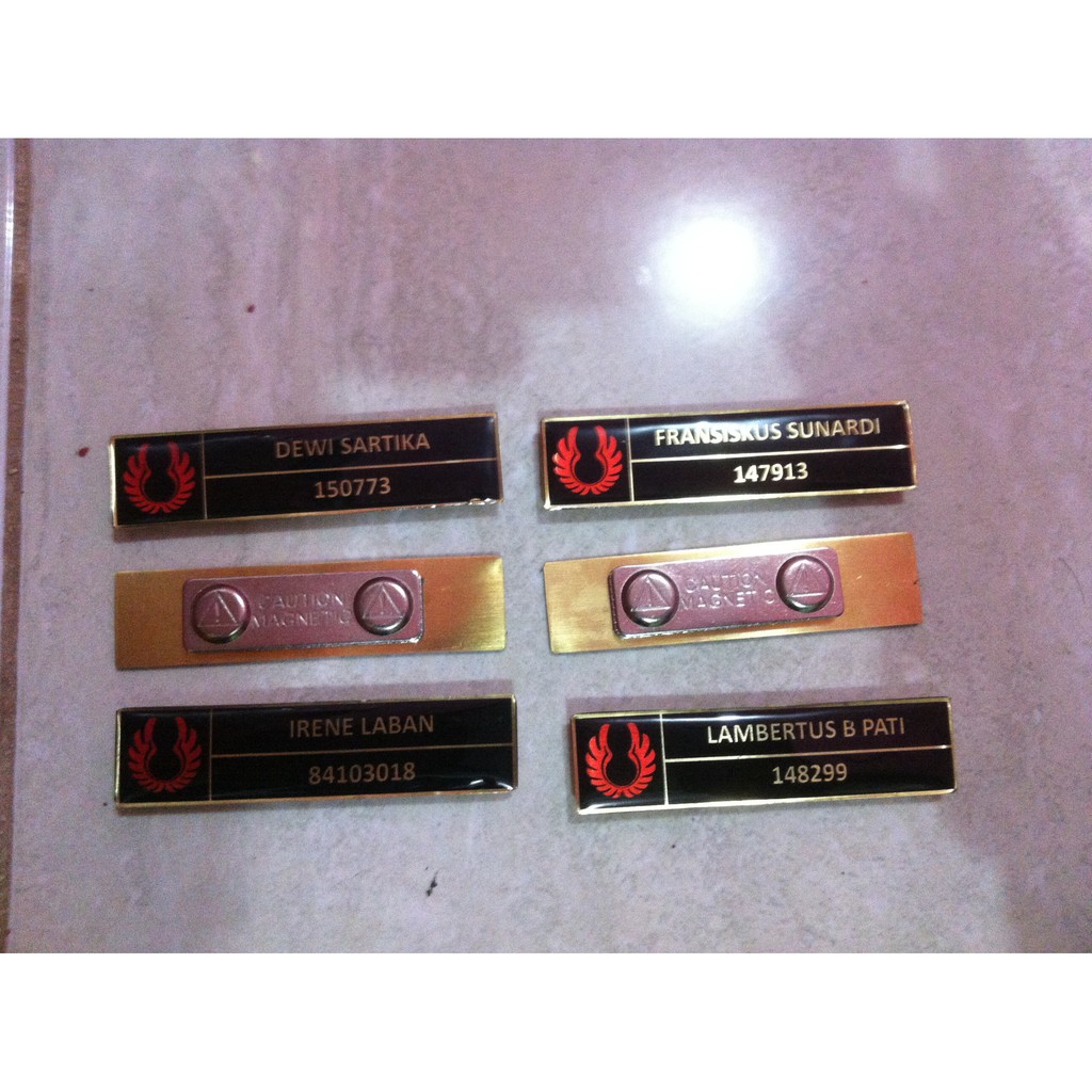 Name Tag Kuningan - Papan Nama Dada - Pin + resin + Magnet