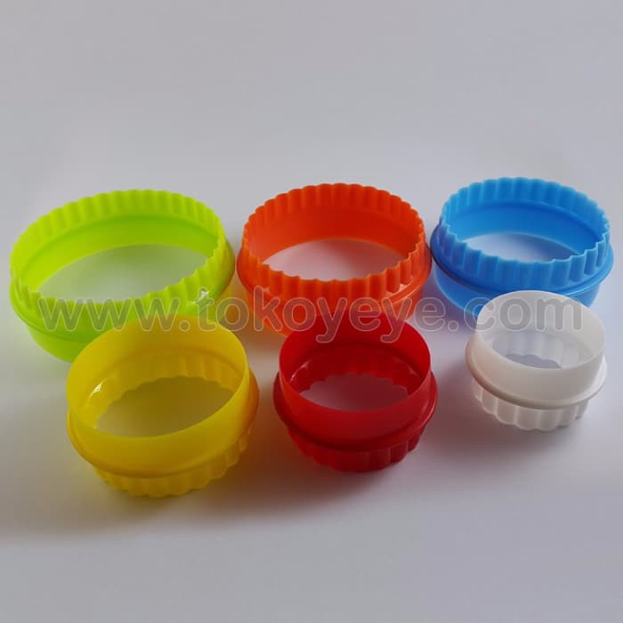 

Rainbow Cutter Round 6 Pcs