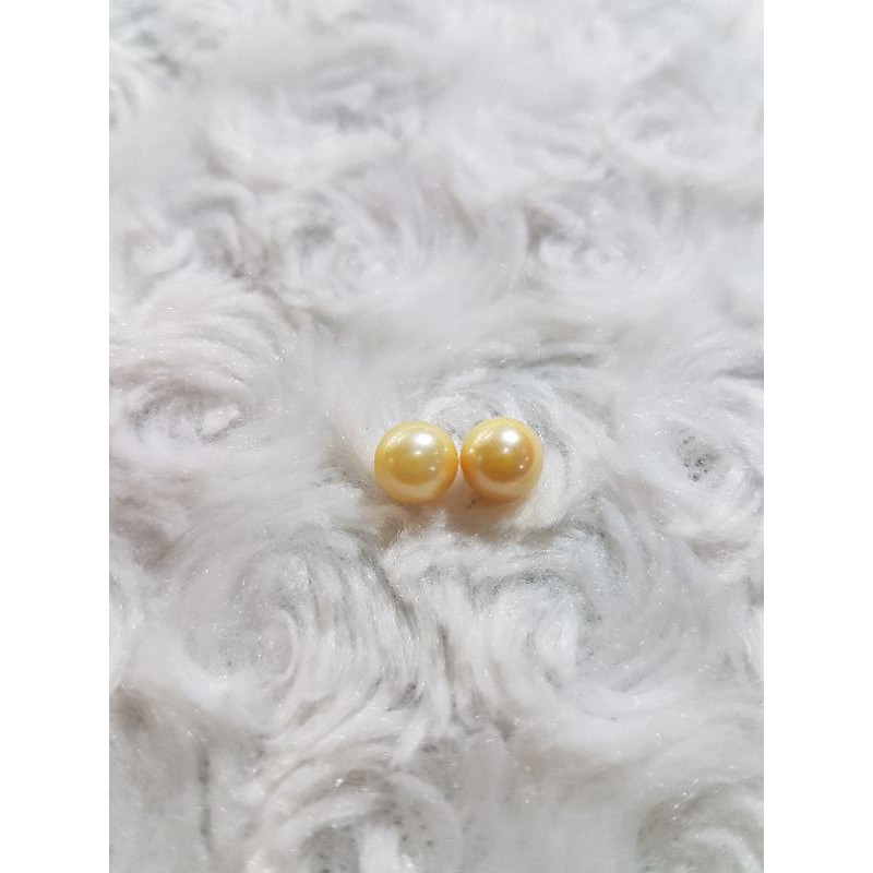 mutiara airl laut akoya