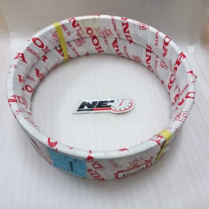 Velg Depan Jari jari VARIO BEAT 44701KVG900 AHM