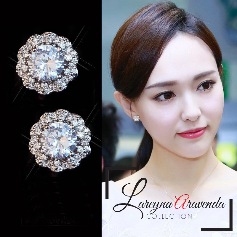 Lareyna Aravenda Anting Silver S925 Wanita Model Bunga Kristal Crystal Mewah AT022