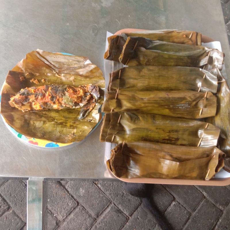 

Pepes special ikan mas tulang lunak