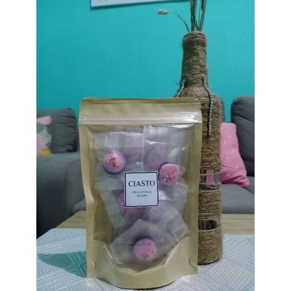 

Oreo Cookies Strawberry Pouch/cemilan manis coklat/jajanan manis/hampers coklat