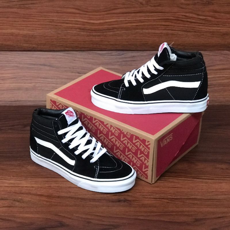 Vans Sk8 Hi Black White