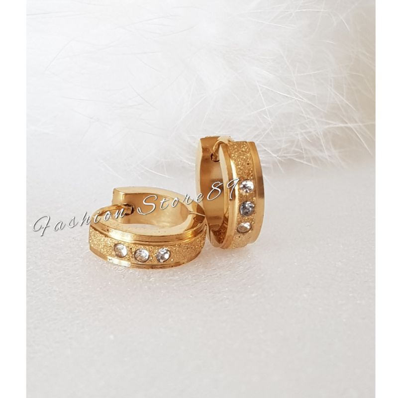 Baru Anting Jepit Titanium pasir Permata 3 Silver Gold Impor Kualitas terjamin antikarat selamanya