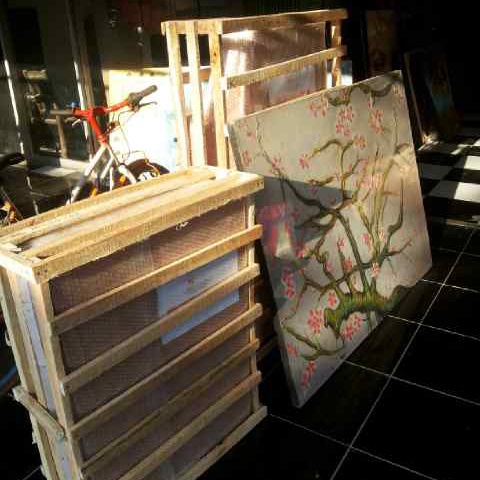 

Packing kayu + kardus untuk lukisan kanvas