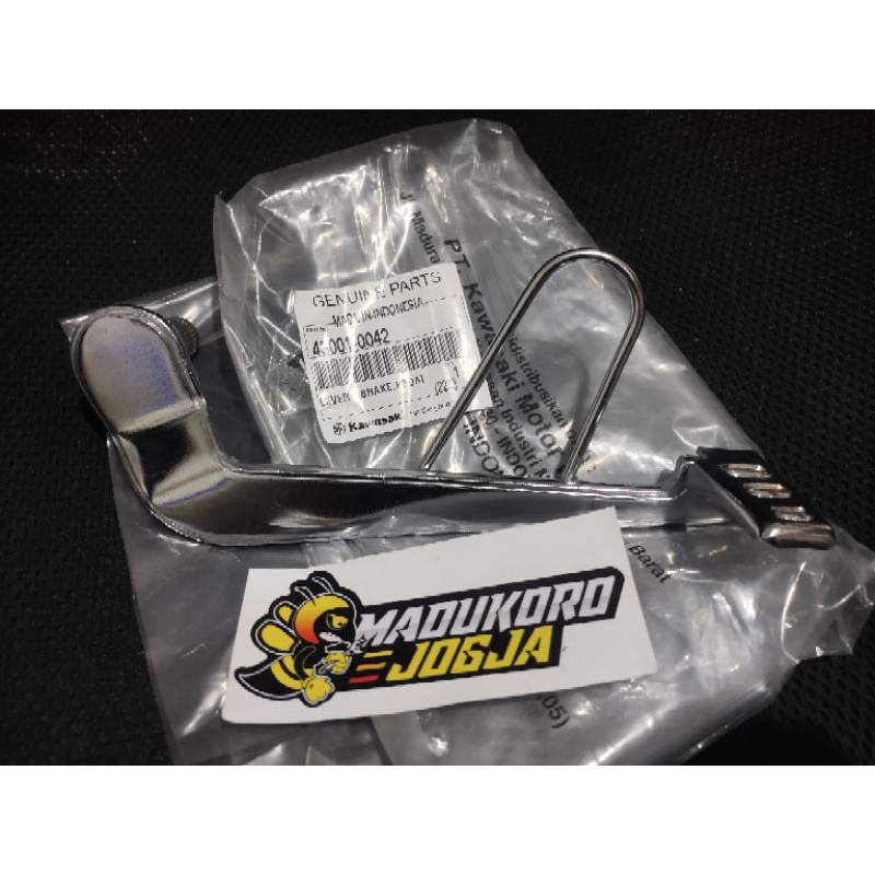 PEDAL REM BELAKANG NINJA R SS ORIGINAL 43001-0042
