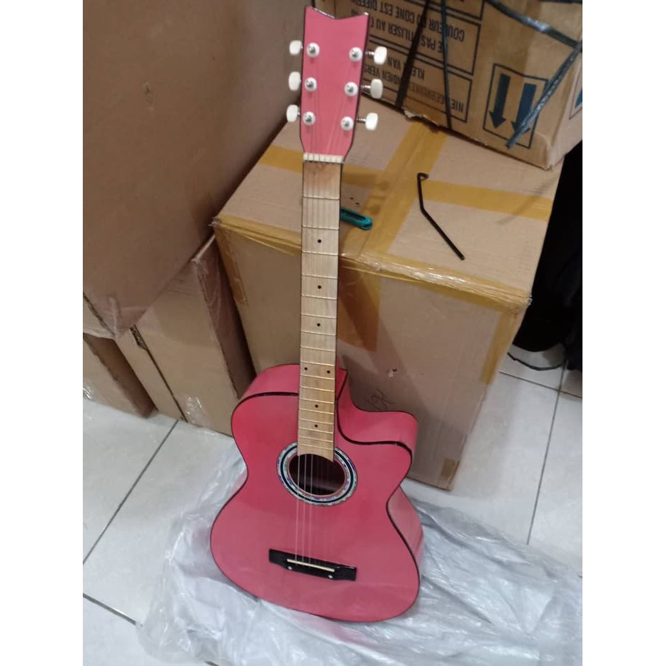gitar akustik pink 3/4