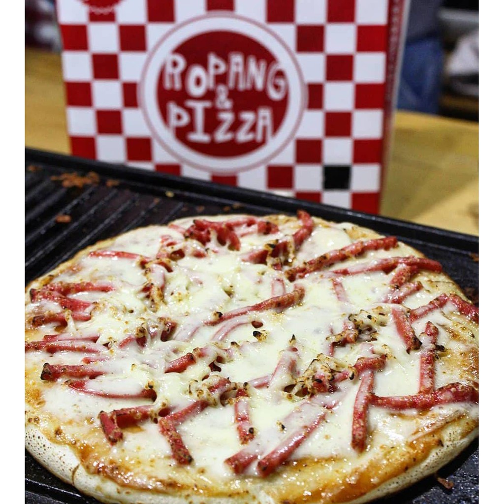 

Frozen Pizza CLASSIC BEEF by Ropang Pizza