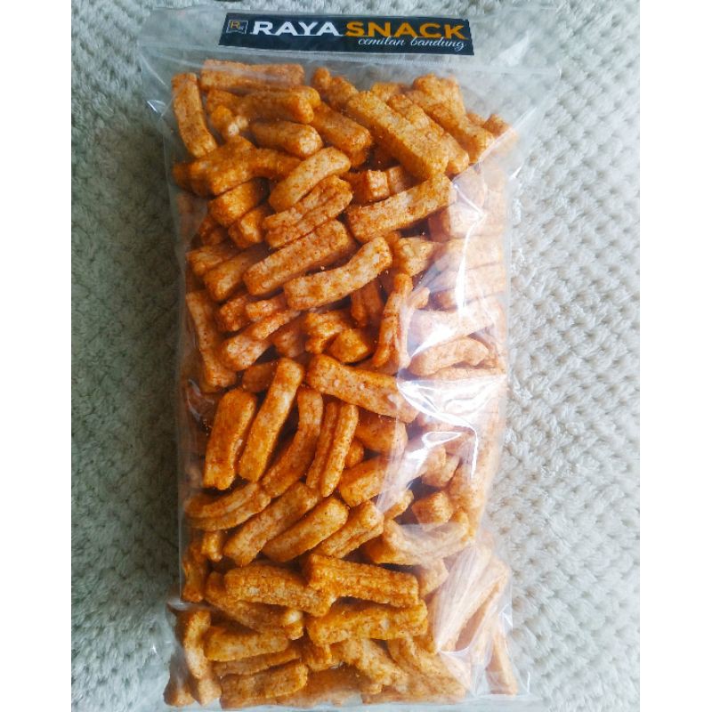 

Raya snack - Kerupuk samit stik pedas 250 gram